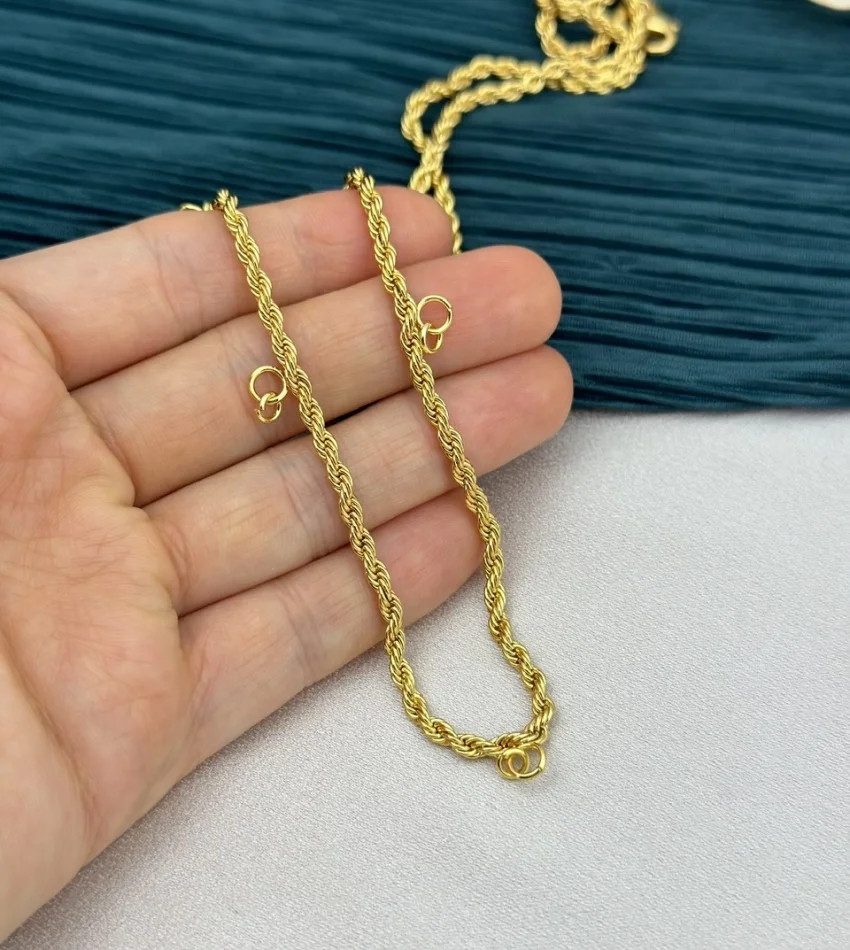 22 Ayar Beşi Bir Yerde Kulplu Sade Zincir (60 cm)