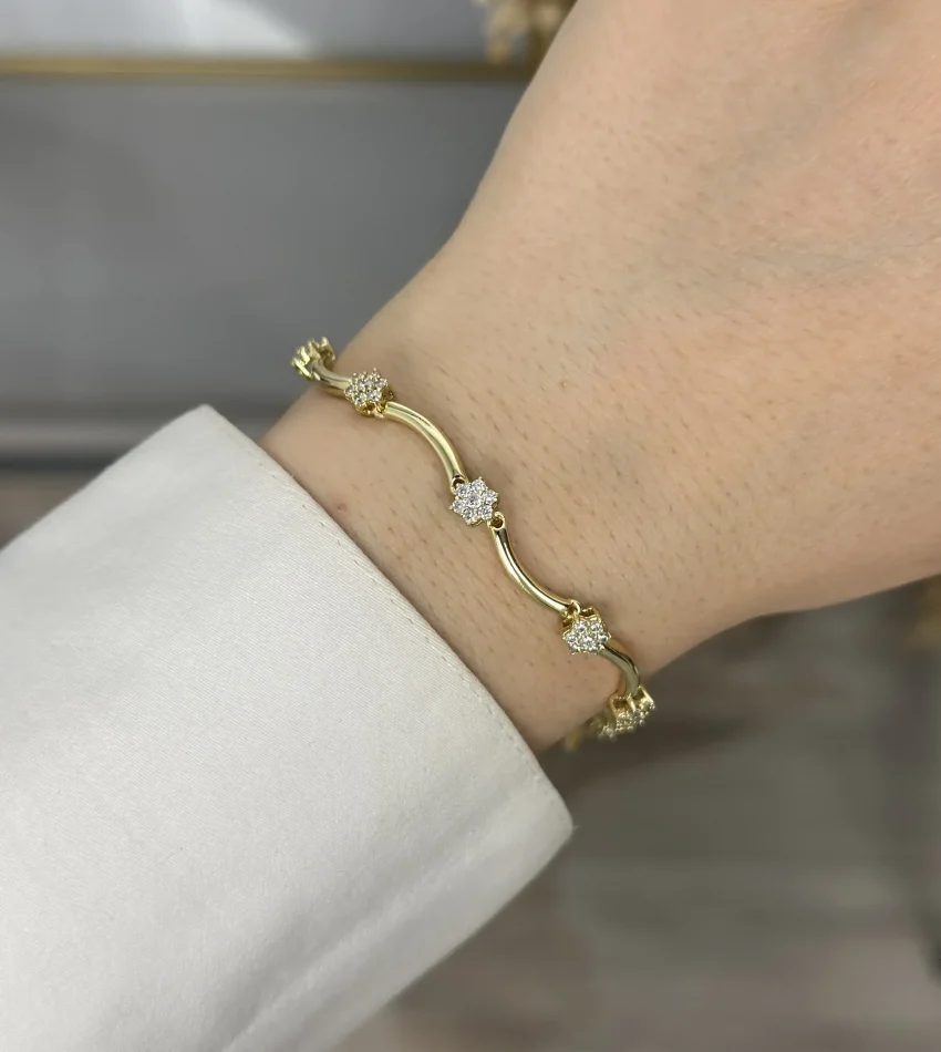 XP Gold Zarif Taşlı Çiçek Bileklik