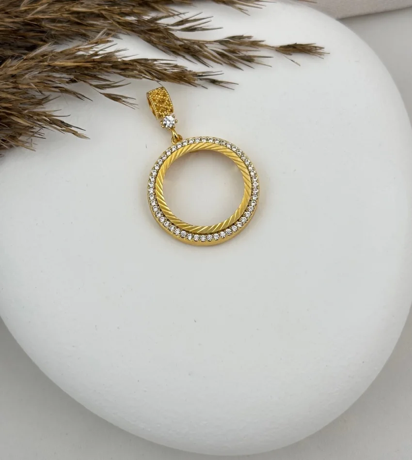 22 Ayar Taşlı Yarım Altın Yuvalı Kolye Ucu