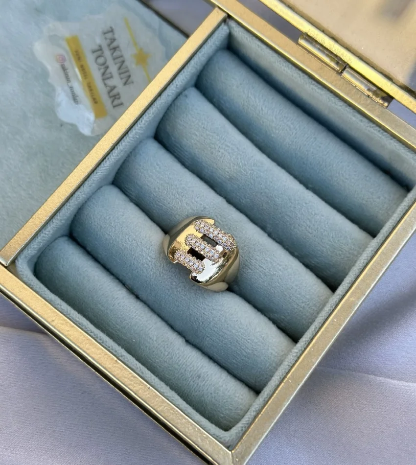 Tasarım VIP Taşlı Yüzük