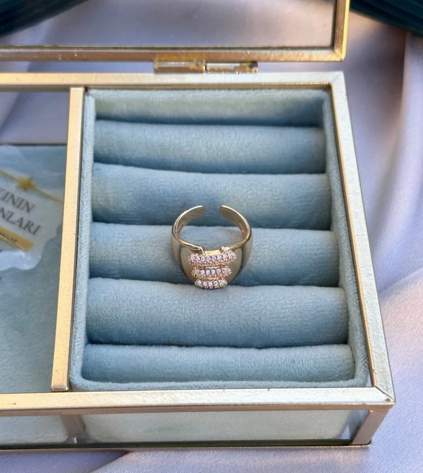 Tasarım VIP Taşlı Yüzük