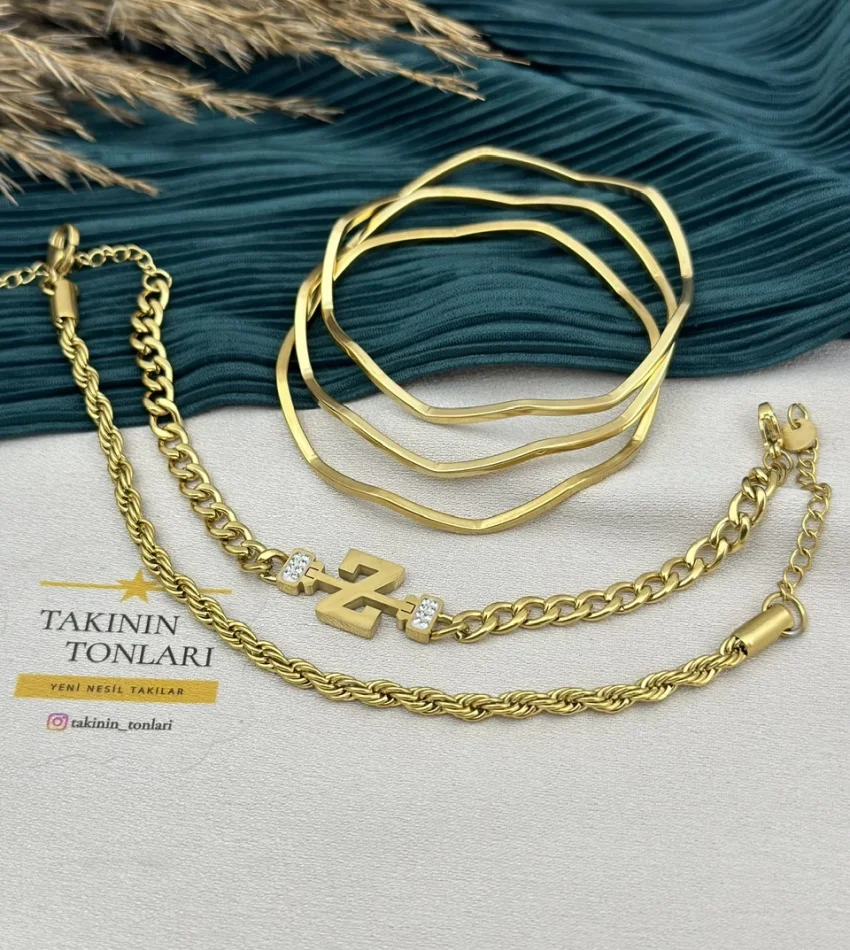 Zikzak Ajdalı Kombin