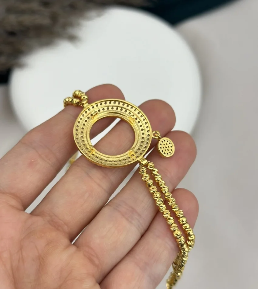 22 Ayar Çeyreklik Taşlı Dorika Bileklik