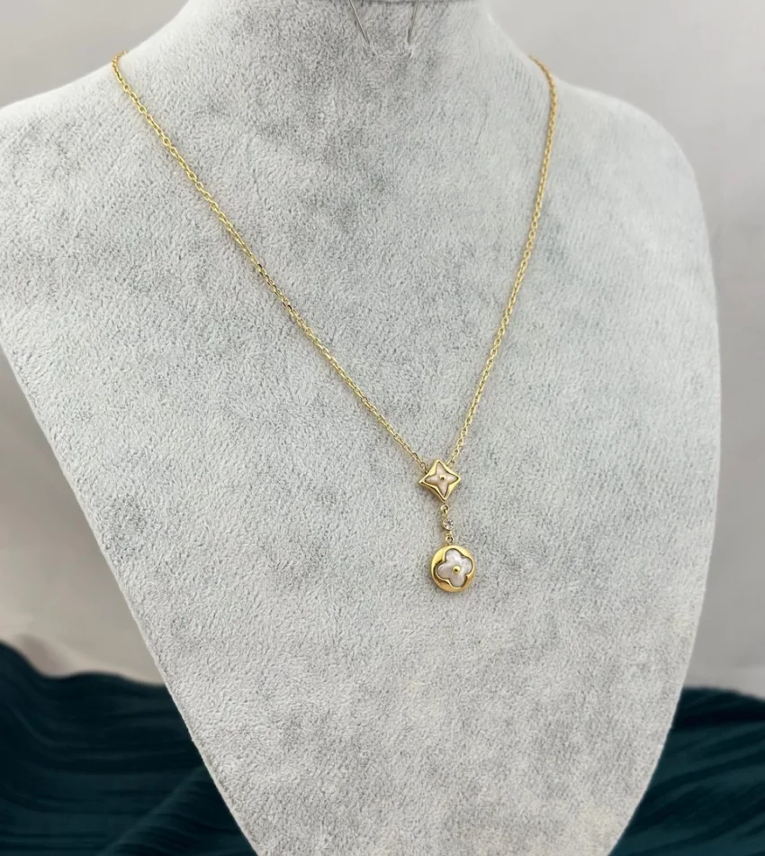 Sedefli Zarif Marka Kolye