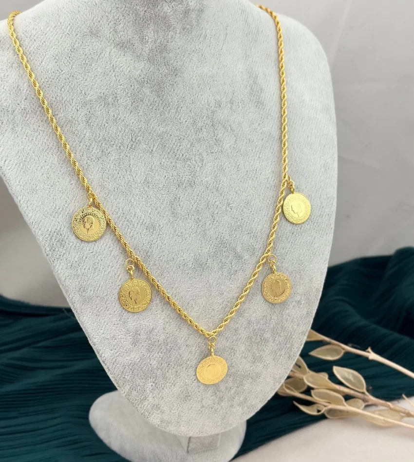 22 Ayar Beşi Bir Yerde Çeyrekli Kulplu Kolye (60 cm)