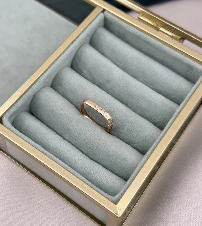 Xuping Marka Bakir Kare Form Yüzük (no 8)