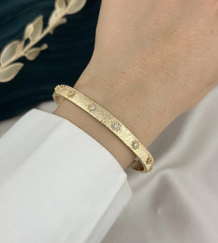 İthal Seri Bakır Tonda Taşlı Tasarım Kelepçe