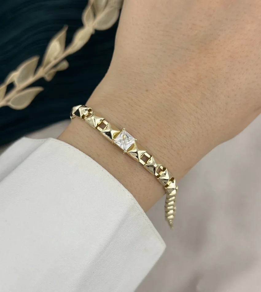 İthal Seri Taşlı Modern Gold Bileklik