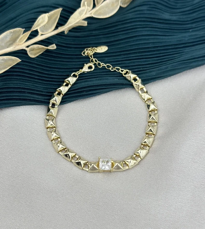 İthal Seri Taşlı Modern Gold Bileklik