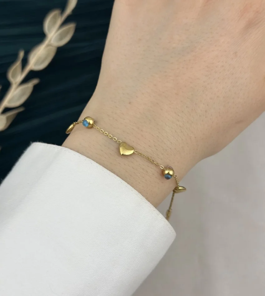 Zarif Nazarlı Kalpli Bileklik