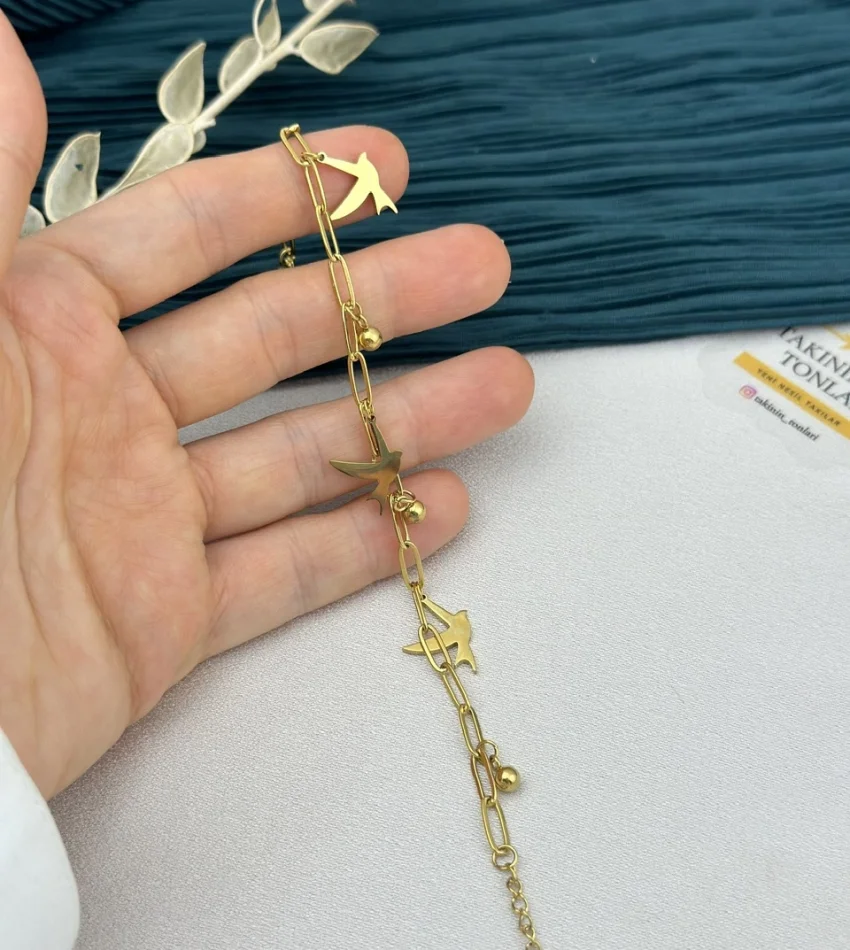 Zarif Kuşlu Topçuklu Bileklik