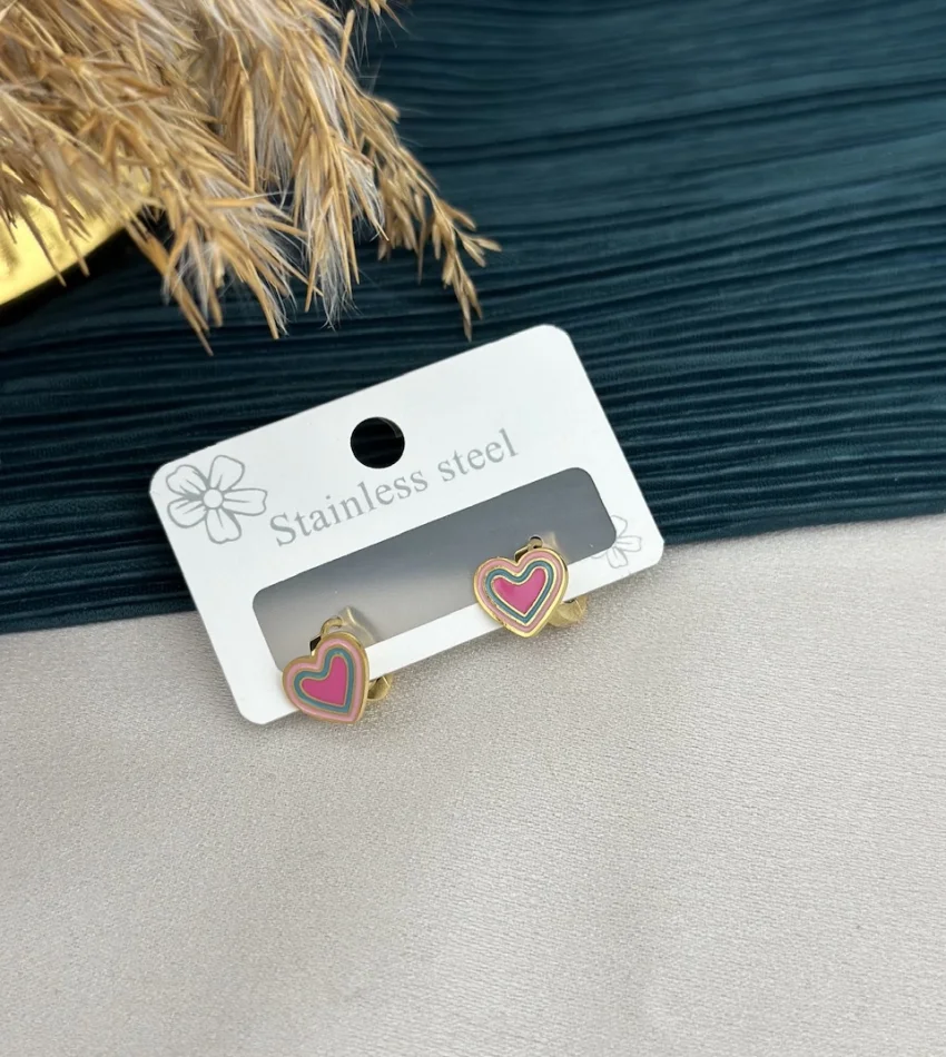 Renkli Kalpli Çelik Çocuk Küpesi