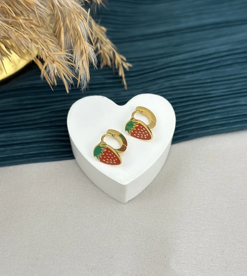 Çilek Model Çocuk Küpesi