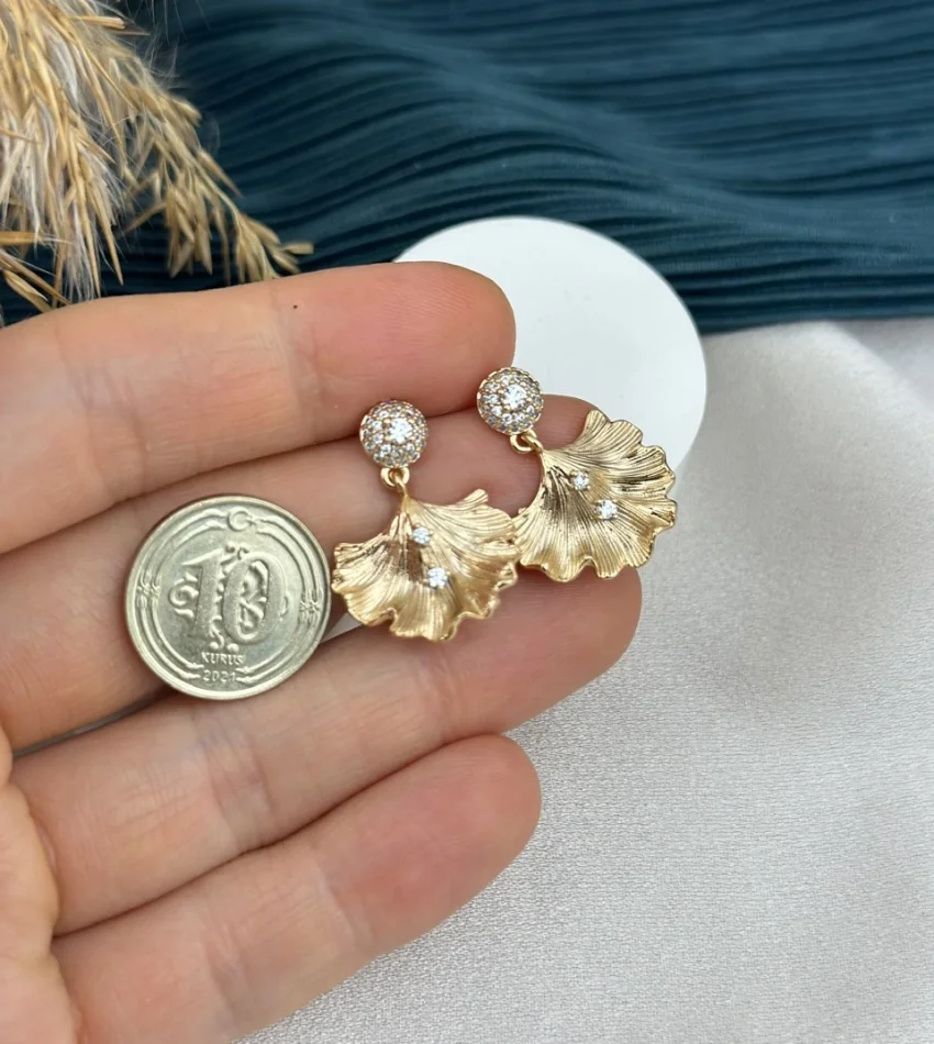 Sallantılı Taşlı Yaprak XP Küpe (Bakır Renk)