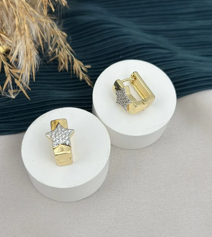 Taşlı Yıldızlı Dikdörtgen Halka Küpe