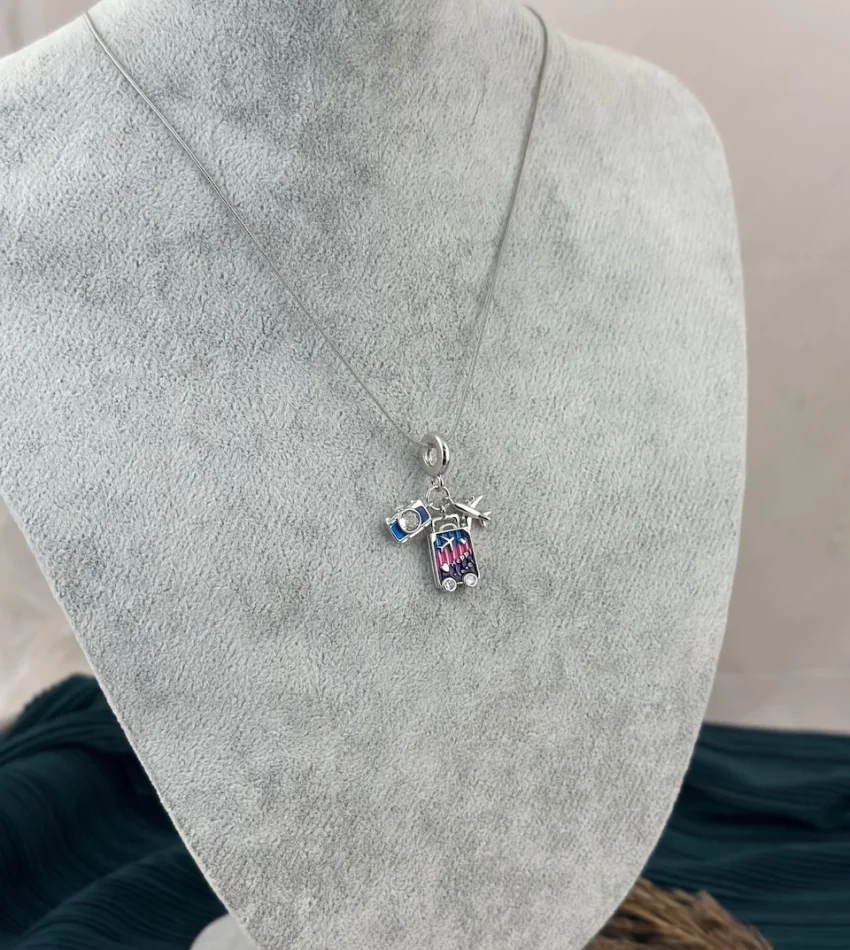 Gümüş Charmlı Seyahat Çocuk Kolye (40+5 cm)