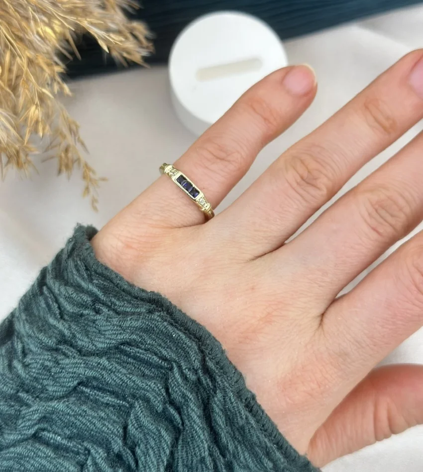 Zarif Lacivert Taşlı Serçe Oarmak Yüzüğü (Ayarlanabilir)