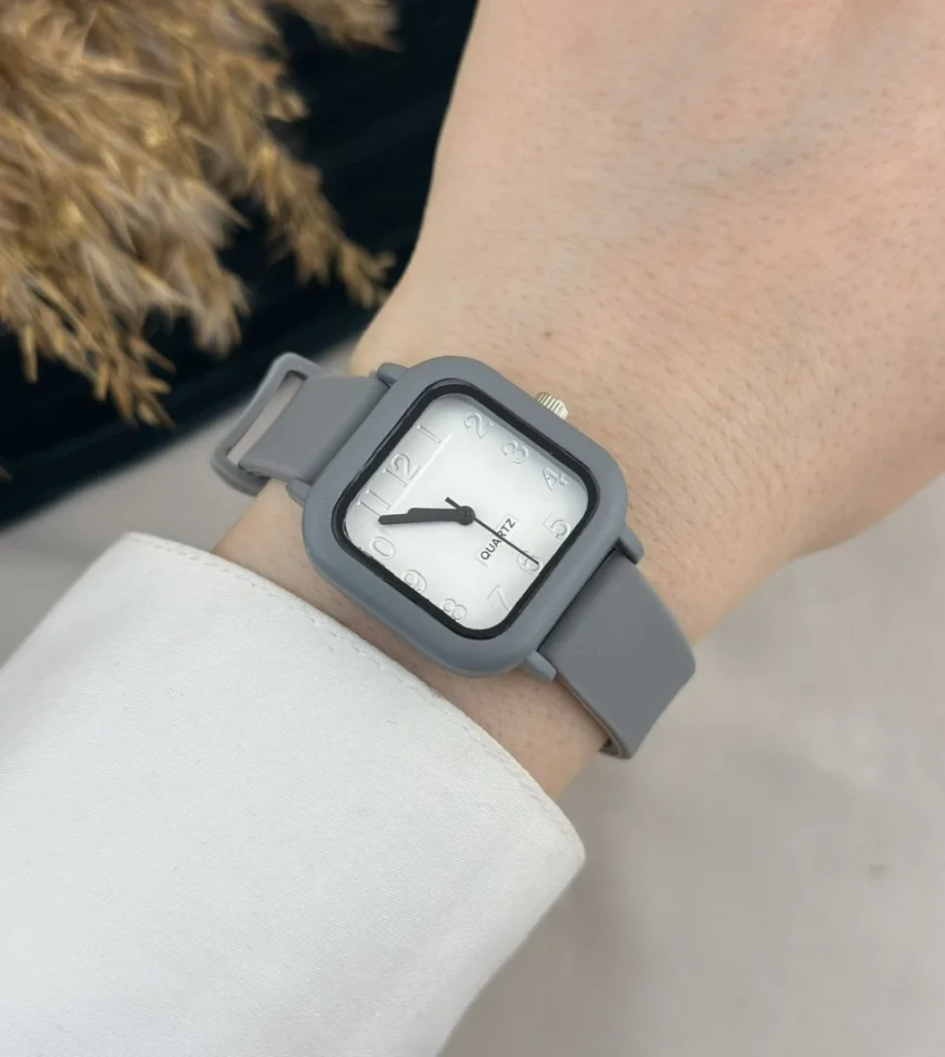 Anime Gri Silikon Saat