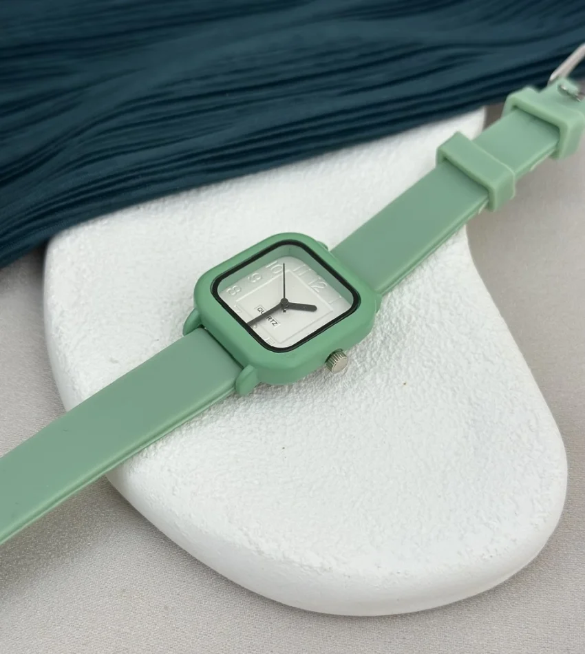 Anime Yeşil Silikon Saat