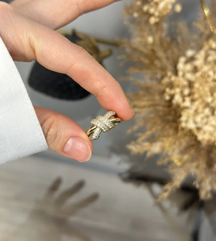 Taşlı Düğüm Model İthal Yüzük (Alttan Ayarlı)