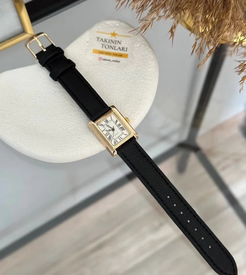 Siyah Deri Kordon Dikdörtgen Saat