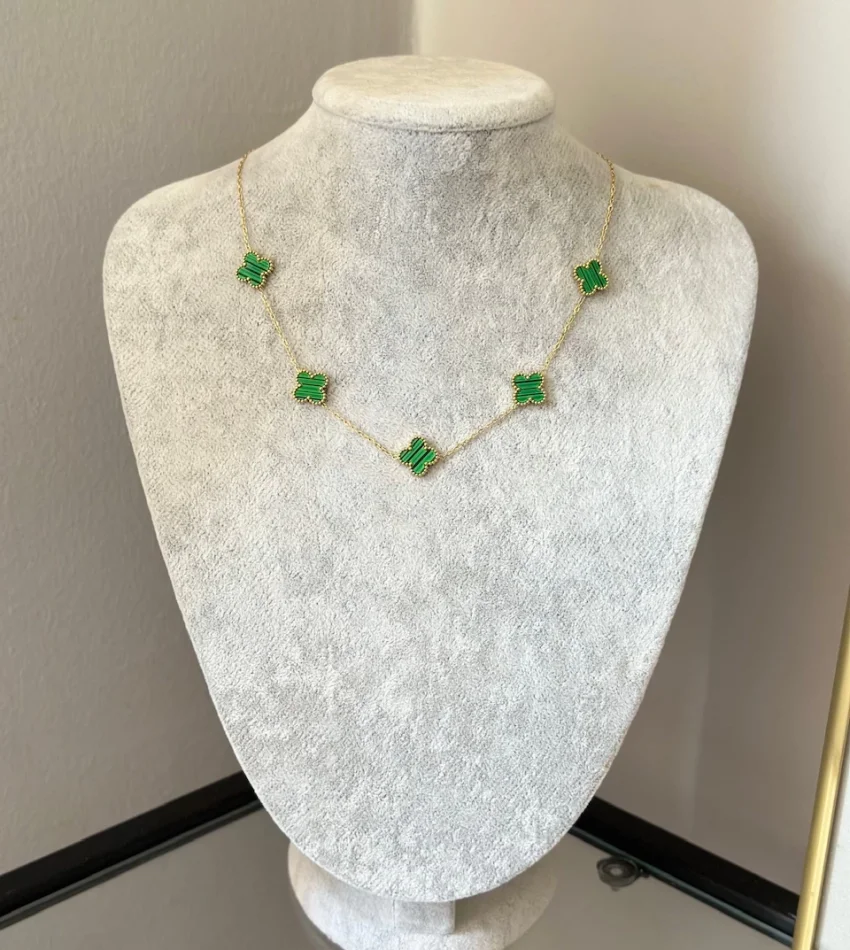 Çelik Marka Model Yeşil Yonca Kolye (40+5 cm)