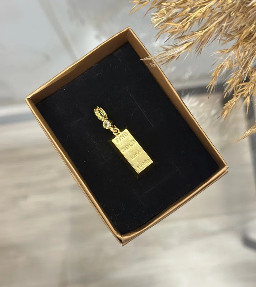 22 Ayar Külçe Kolye Ucu