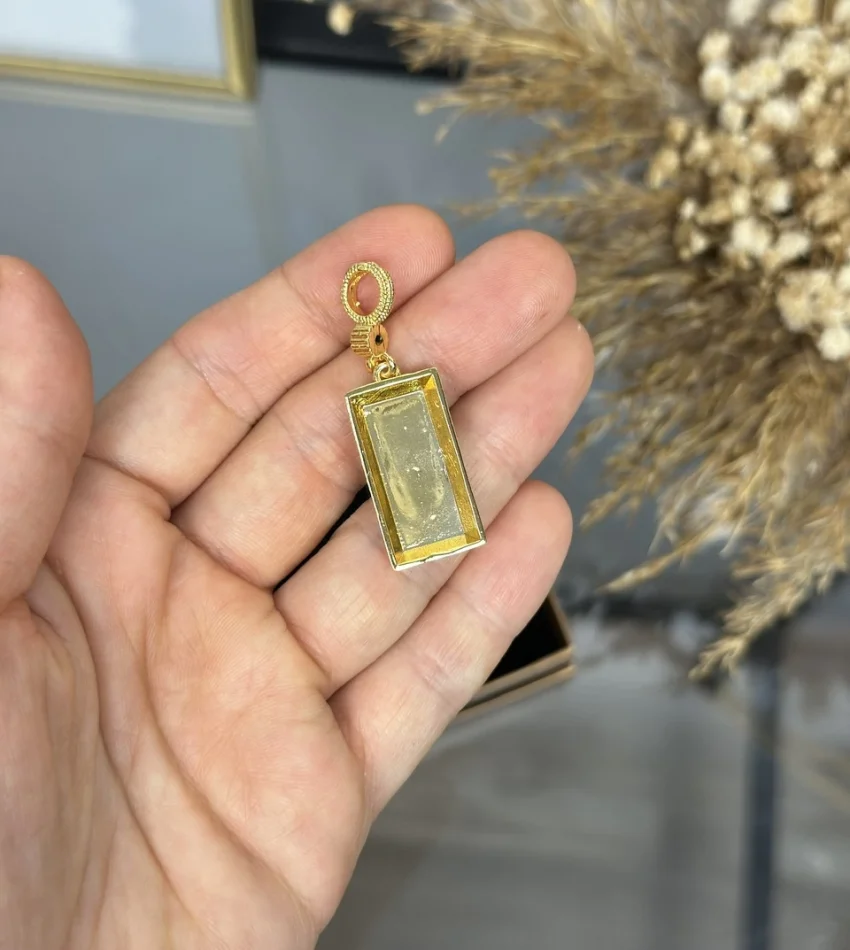 22 Ayar Külçe Kolye Ucu