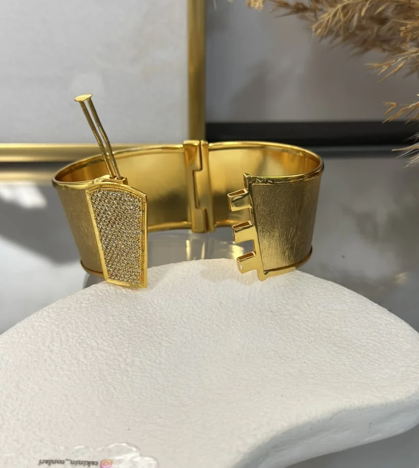 22 Ayar Geniş Taşlı Kumlu Trabzon Kelepçe