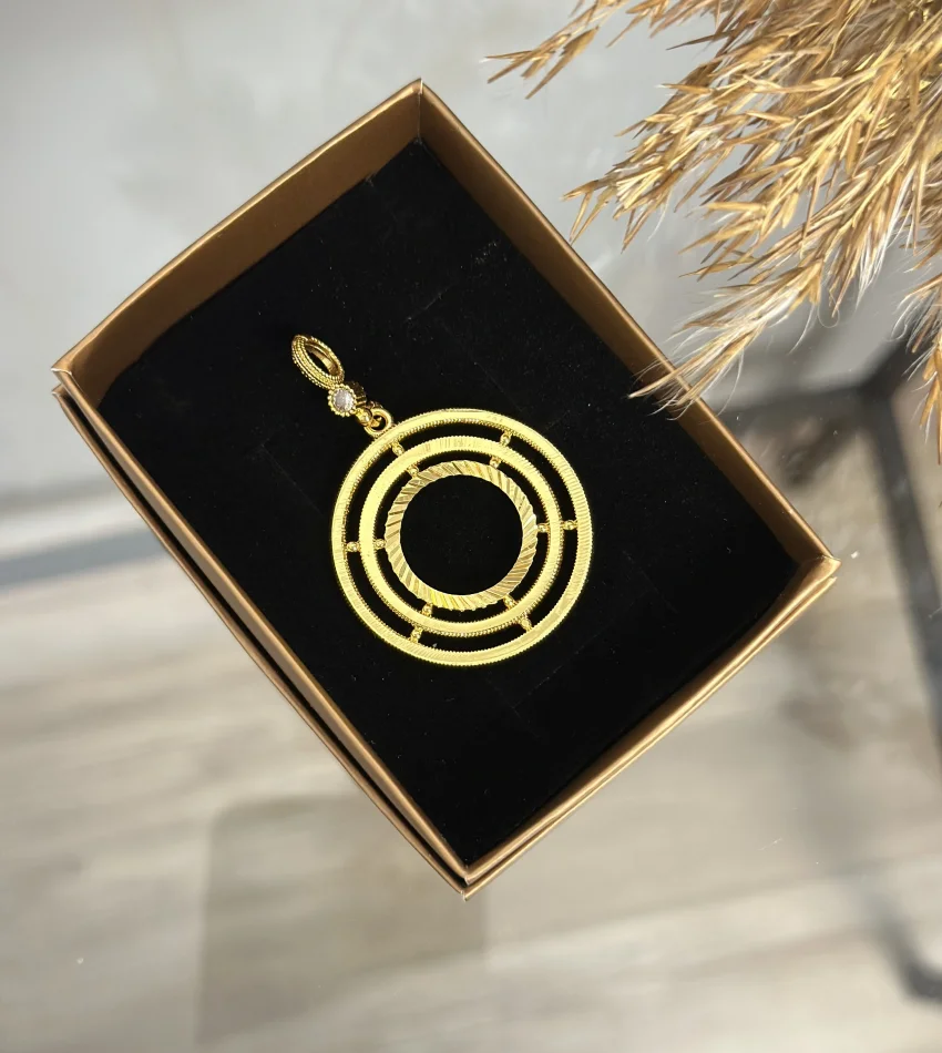 22 Ayar Ajda Model Çeyreklik Kolye Ucu