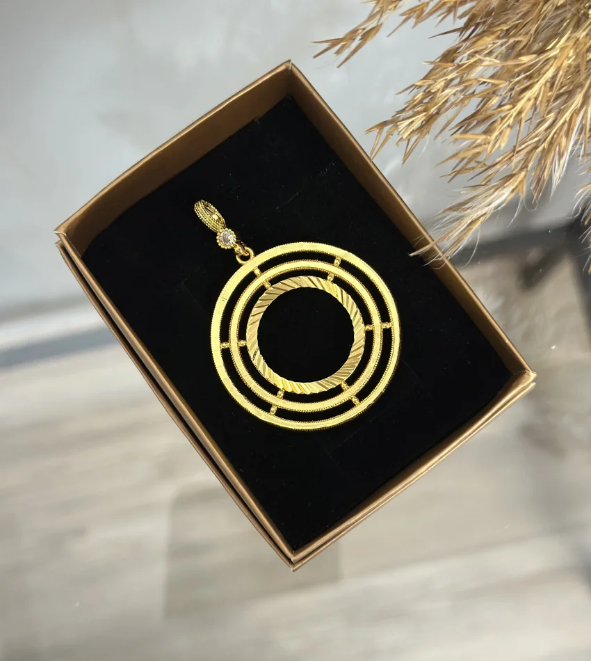 22 Ayar Ajda Model Yarım Altınlık Kolye Ucu