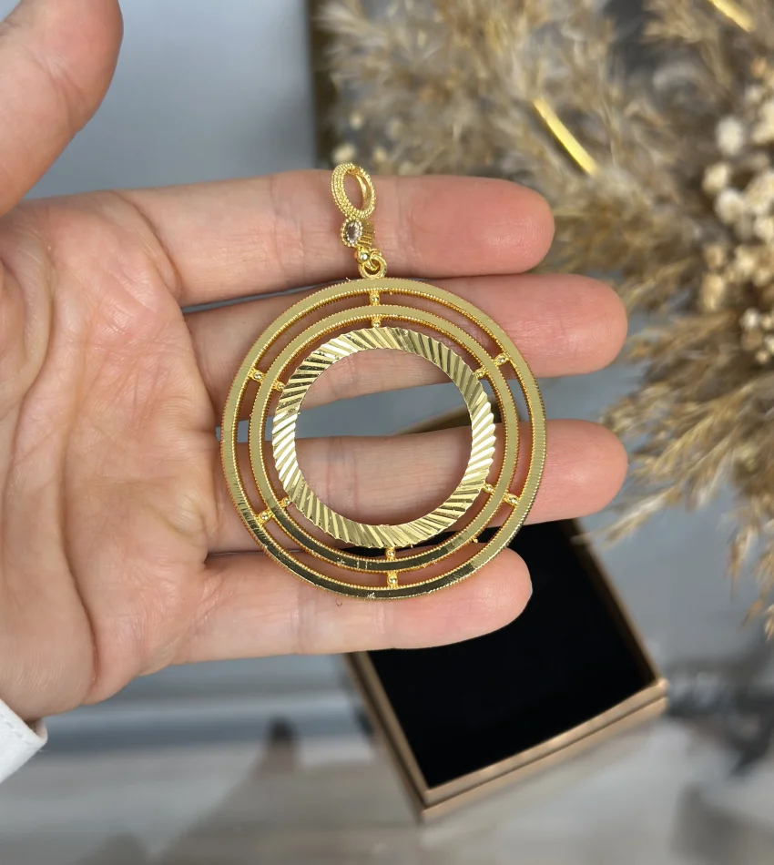 22 Ayar Ajda Model Tam Altınlık Kolye Ucu