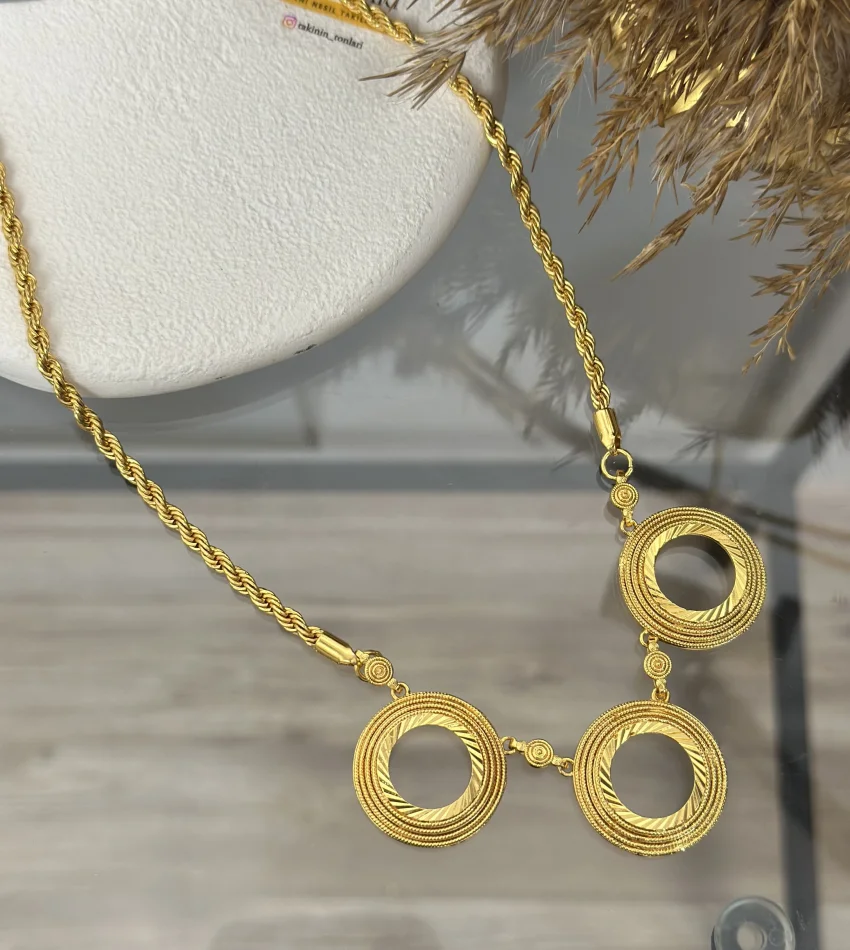 22 Ayar 3’lü Hasır Görünümlü Çeyreklik Kolye