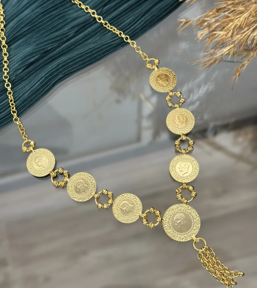 22 Ayar Dorikalı 6 Çeyrek-1 Yarım Altınlı Kolye