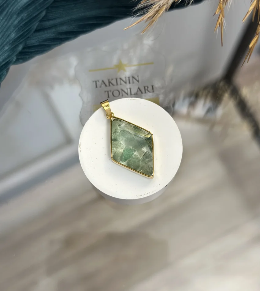 Yeşim Taşı Doğal Taş Baklava Model Çelik Kolye Ucu