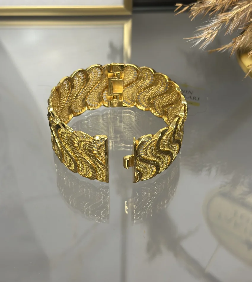 22 Ayar Telkari Genis Kelepçe ( 20 cm)