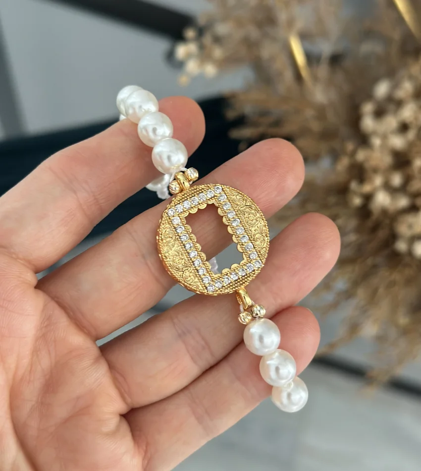 Gram Altınlık Yuvarlak İşlemeli İncili Bileklik (Suyolu Hediye)