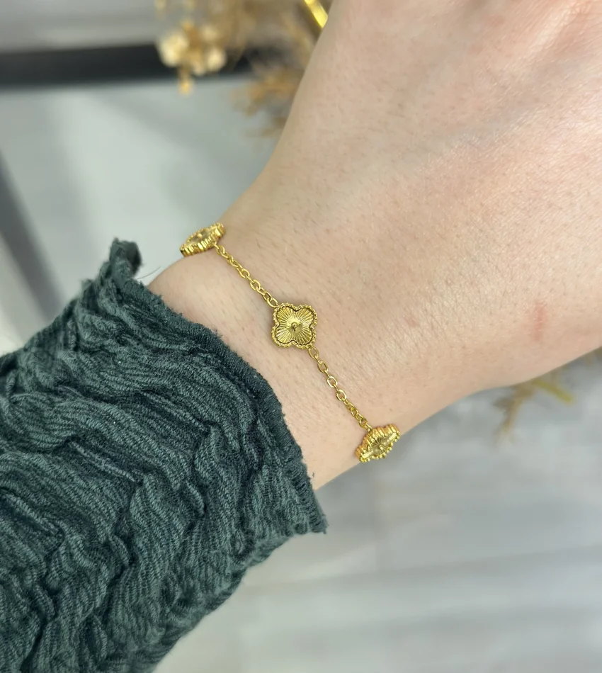 Çelik Gold Küçük Yoncalı Marka Bileklik