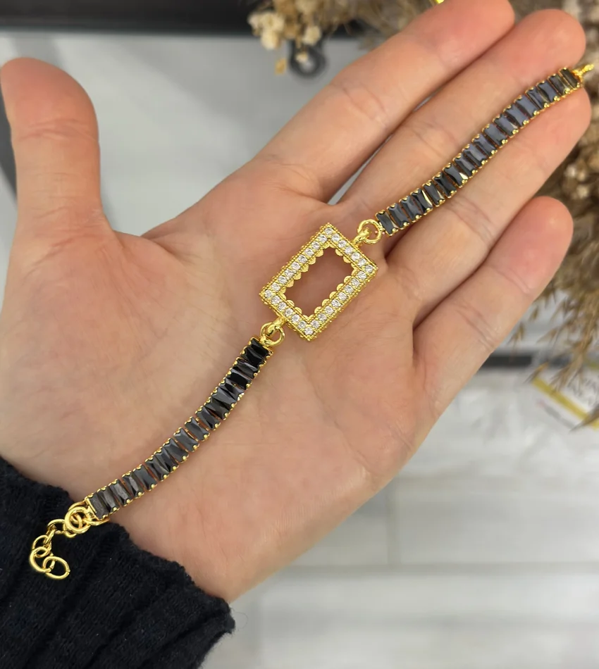 Dikdörtgen Gram Altınlık Siyah Baget Bileklik