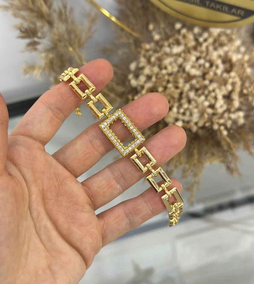 Gram Altınlık Kare Zincirli Bileklik (16+5 cm)