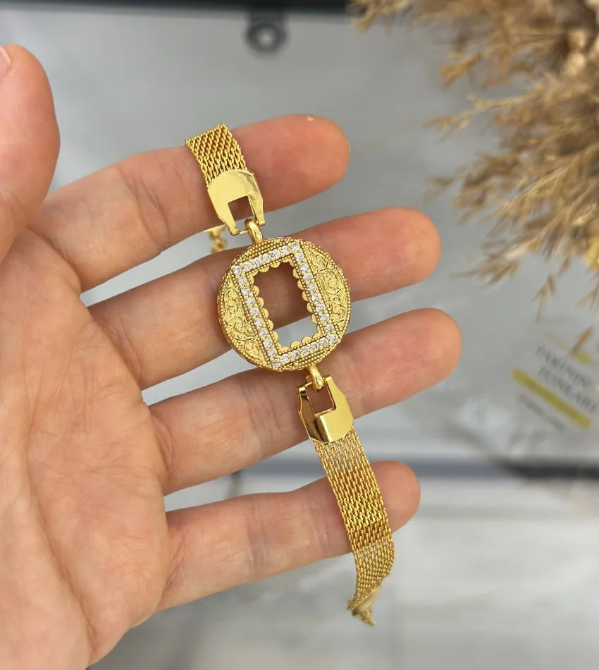 Gram Altınlık İşlemeli Yuvarlak Hasır Bileklik