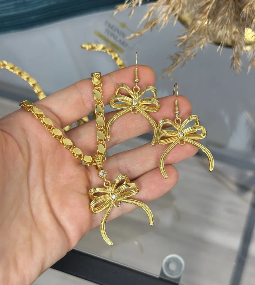 Fiyonklu Arpa Kolye-Küpe Set (60 cm)