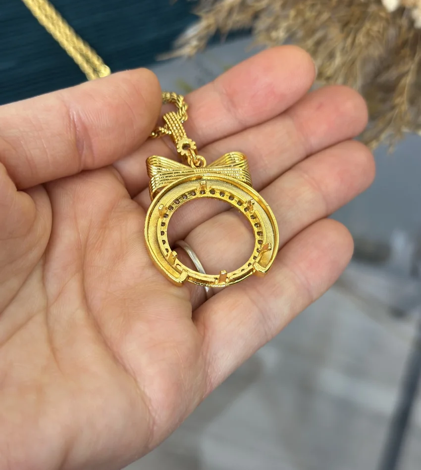 Yarım Altın Kasalı Burgu Zincirli Fiyonk Kolye (60 cm)