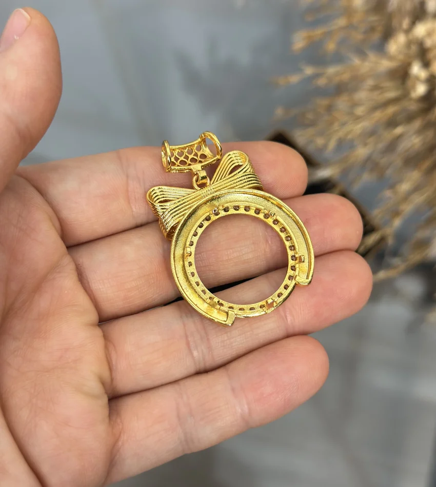 Yarım Altınlık Hasır Kulplu Fiyonk Kolye Ucu