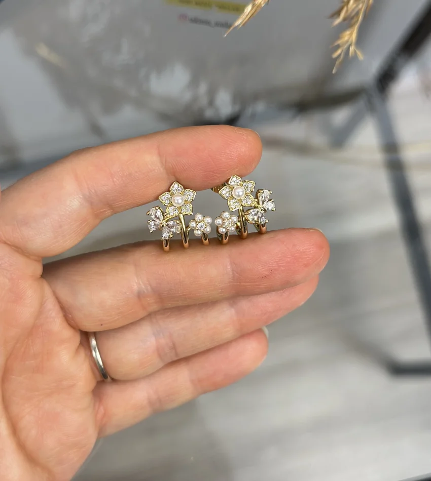 XP Tek Delikle Üçlü Görünüm İncili Küpe (Çelik)