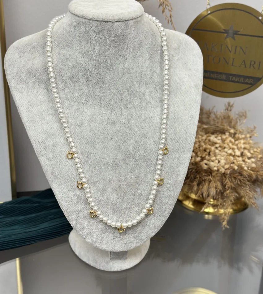 Yedisi Bir Yerde Klipsli İncili Kolye (60 cm)