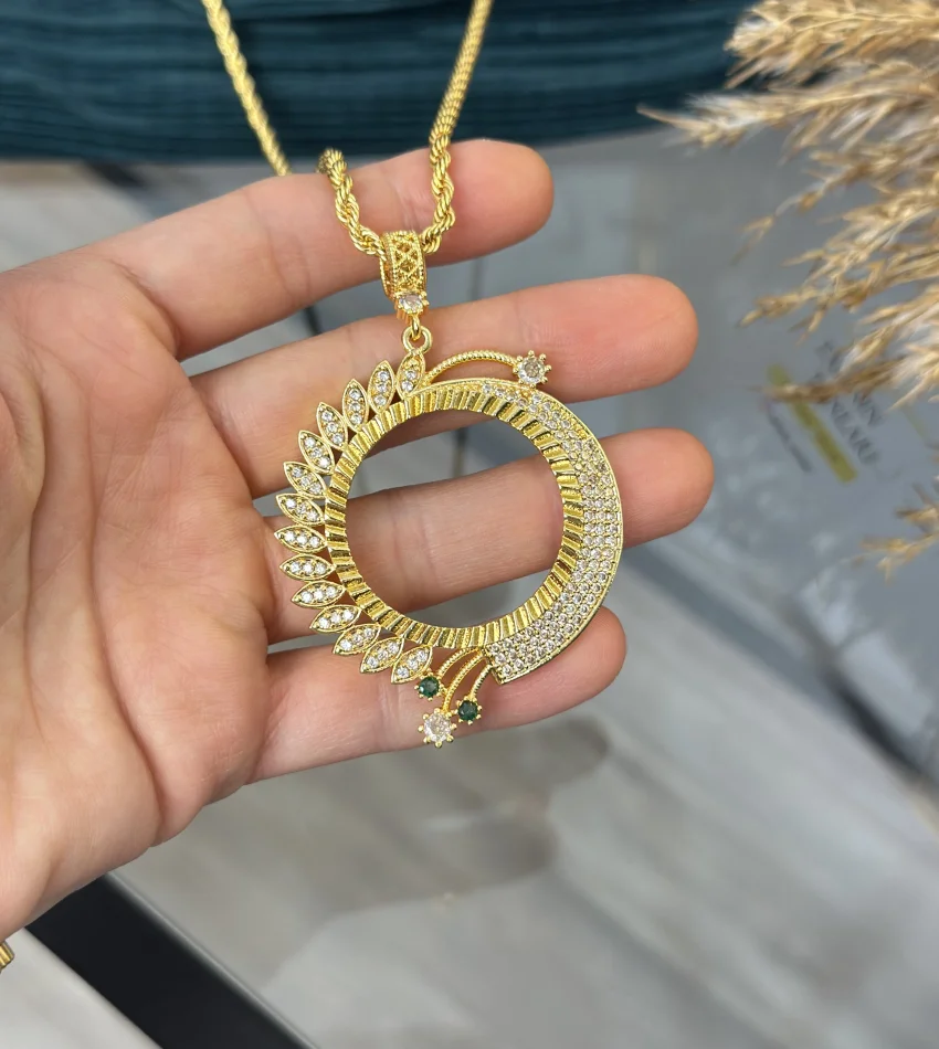 Tam Altınlık Yeşil Taşlı Burgu Kolye (60 cm)