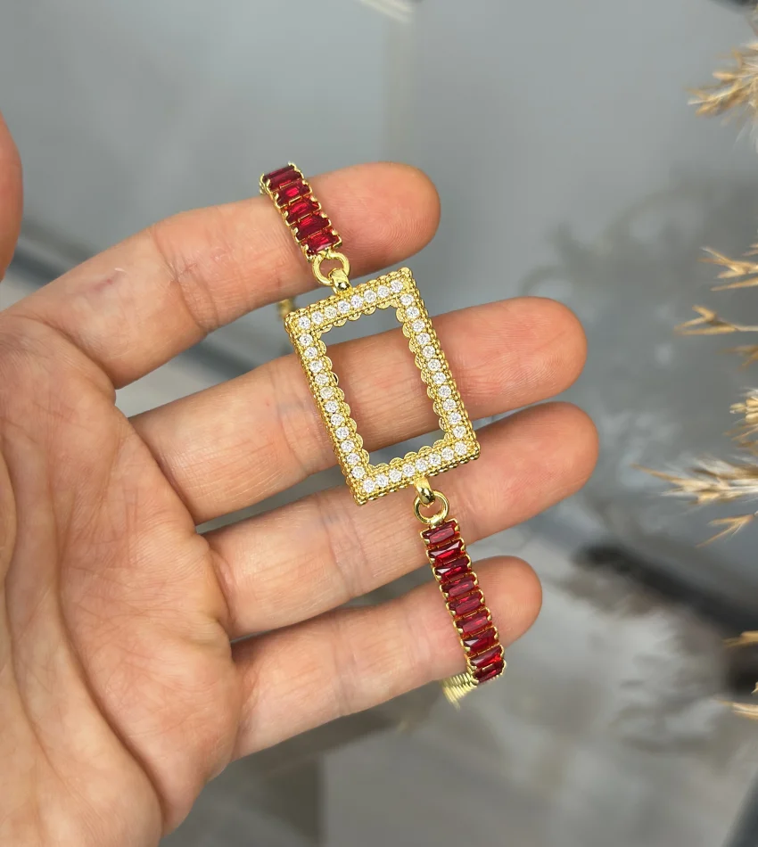 5 Gramlık Kırmızı Baget Bileklik