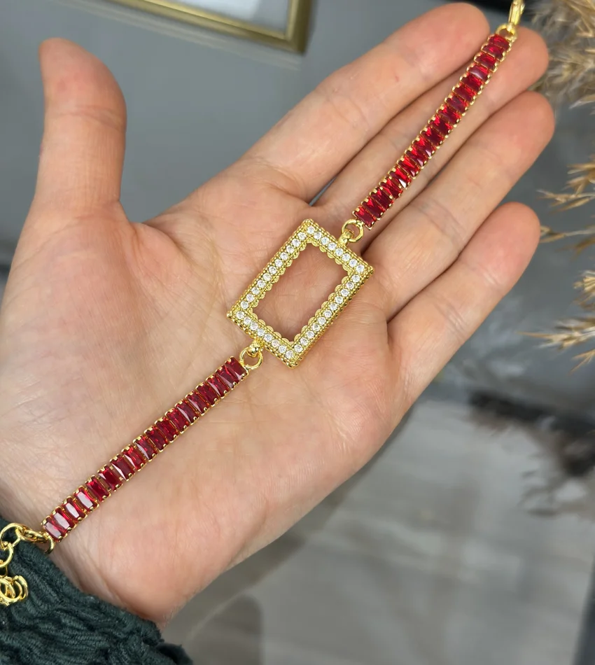 5 Gramlık Kırmızı Baget Bileklik