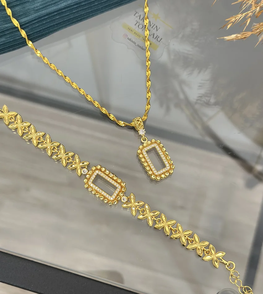 Gram Altınlık Yonca Model Başak Kombin (Seri 2)